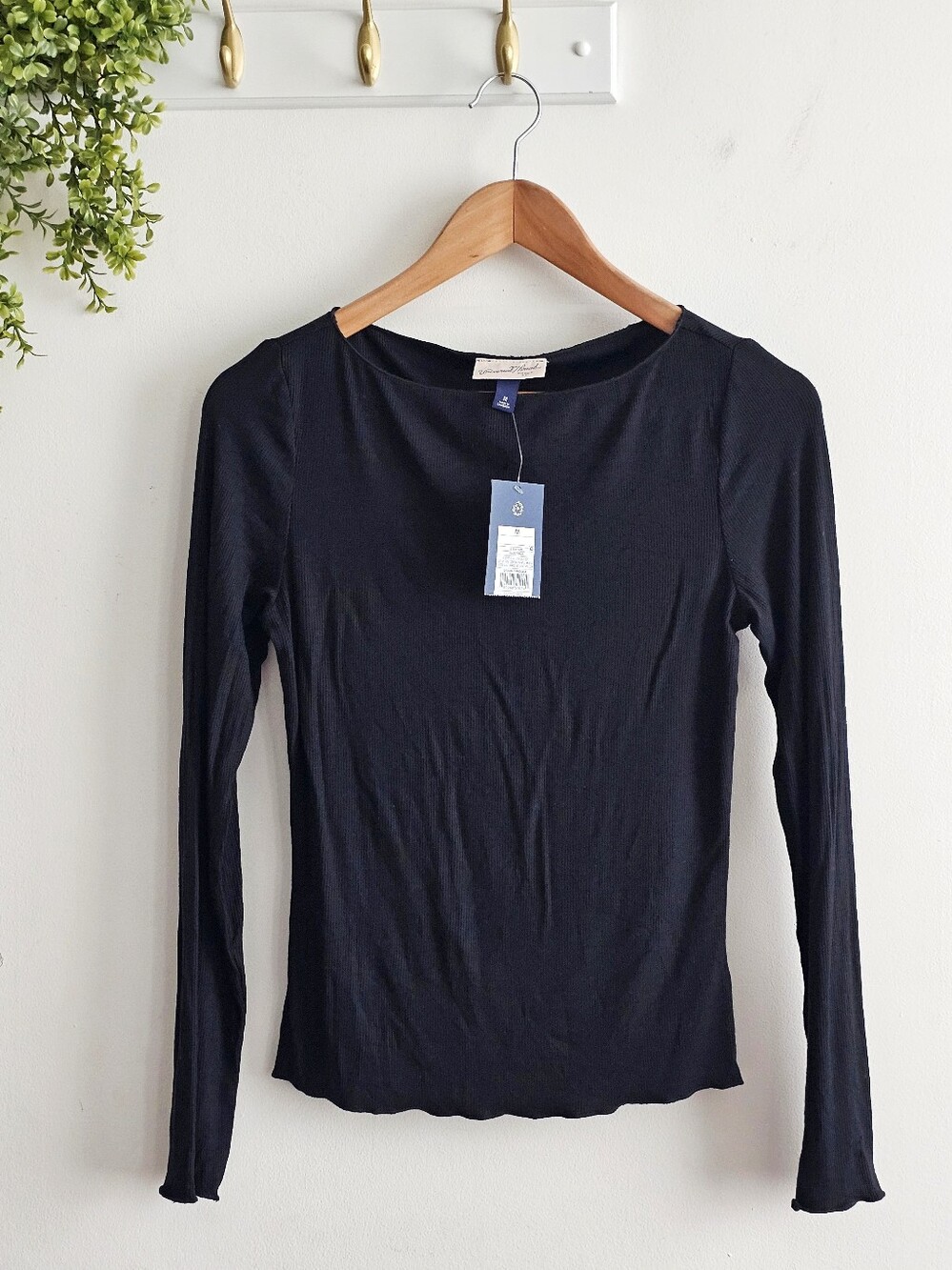Universal Thread Goods Co Black Ribbed Long Sleeve Top NWT Women’s Medium